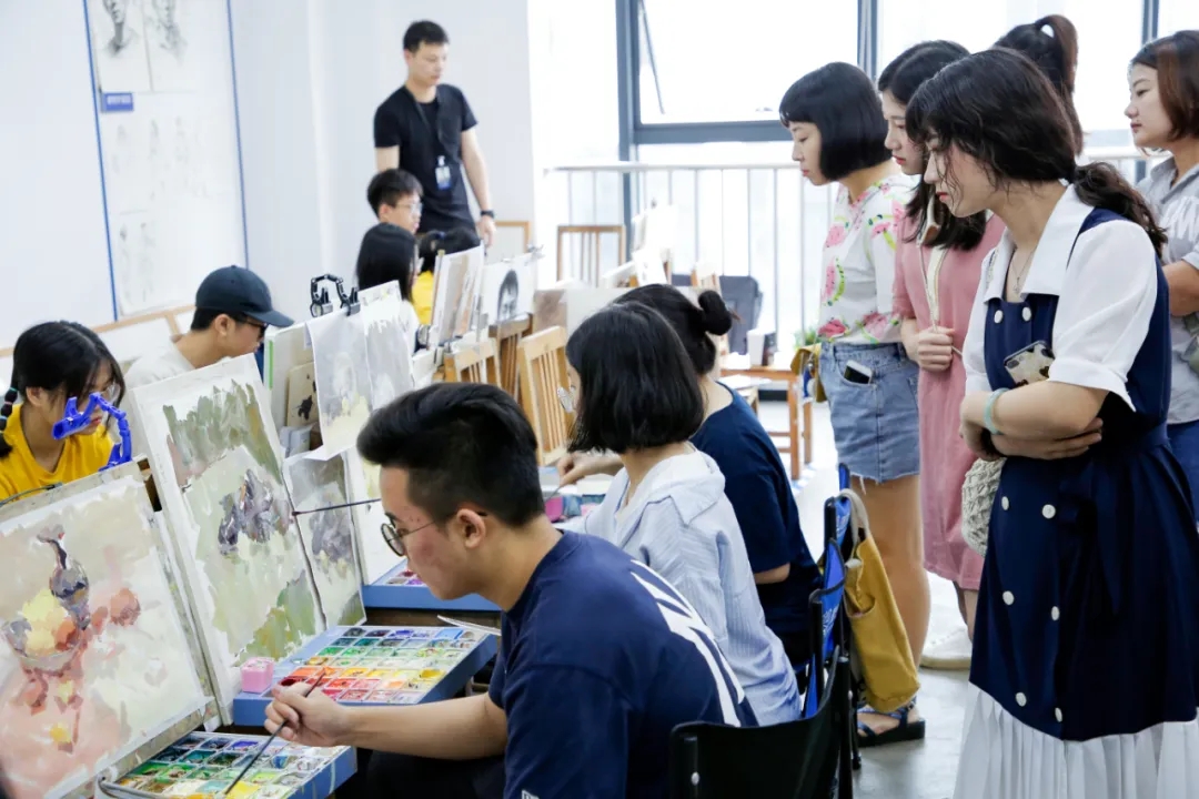 杭州画室 | 选画室，教学质量比价格更重要